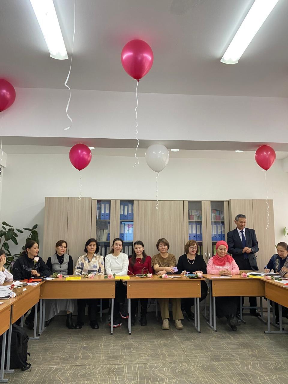 🌸 Әлемдегі ең аяулы жан… 🌸 атты тақырыпта ашық тәрбие сағаты